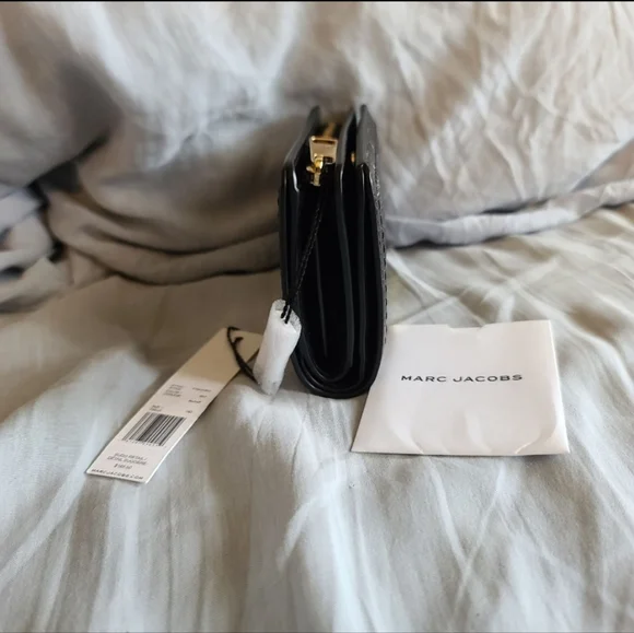Marc Jacobs Black Leather Wallet - Picture 4 of 12
